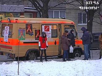 МБФ «Вертикаль» провів у Вишневому акцію з тестування на ВІЛ 