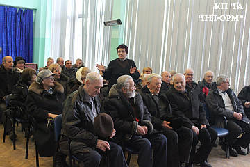 По-діловому про життя Вишневого