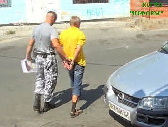 Допомога  нужденним – шляхетна справа чи спосіб підзаробити? 