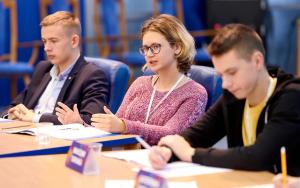 Klitschko Foundation запрошує десятикласників взяти участь у проекті «Обрії майбутнього»: дедлайн 17 лютого 2019 року