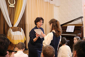 6.     Невідома історія Вишневого 