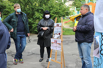 Мешканці двору по вул. Освіти, 2 та Південна, 3 провели зустріч із представниками КП «УКГ» щодо благоустрою прибудинкової території 