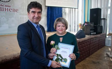 Привітали освітян Вишневої міської громади