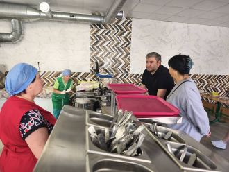 Якісне та безпечне харчування школярів — у фокусі уваги громади