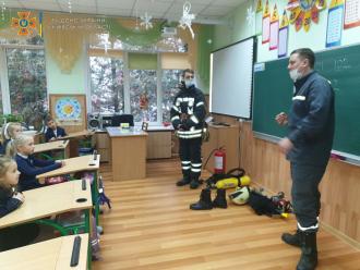 Бучанський район: рятувальники завітали до школярів