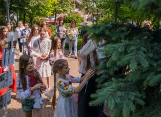 Світла пам’ять янголам 